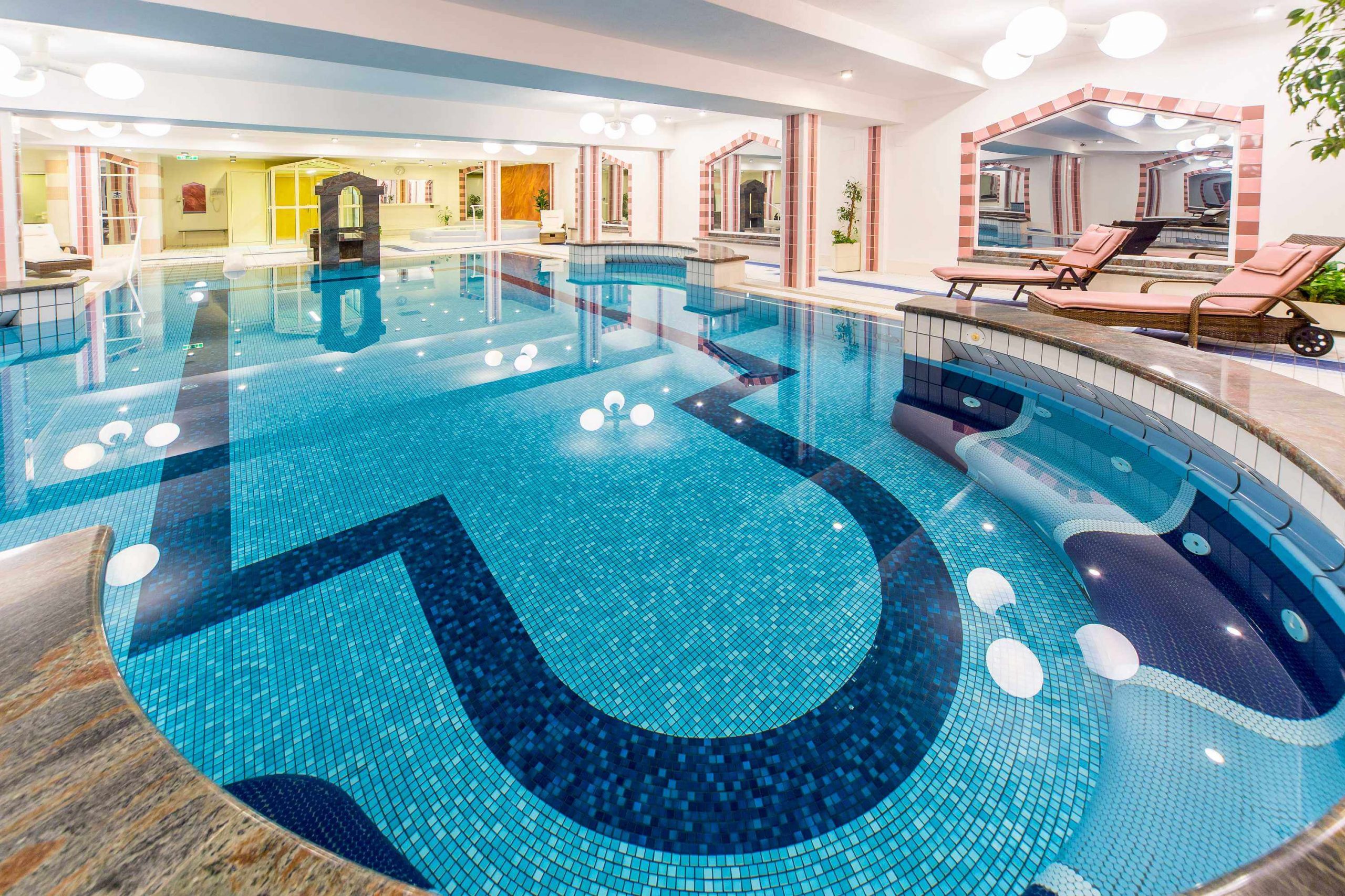 Ringhotel-Sonneck-Bad-Wörrishofen-Badelandschaft